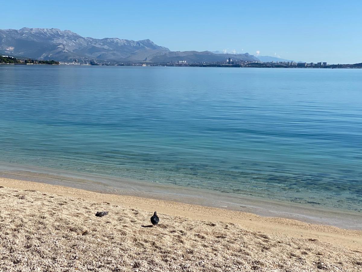 Sunny Apartment By The Beach Kaštel Štafilić Εξωτερικό φωτογραφία