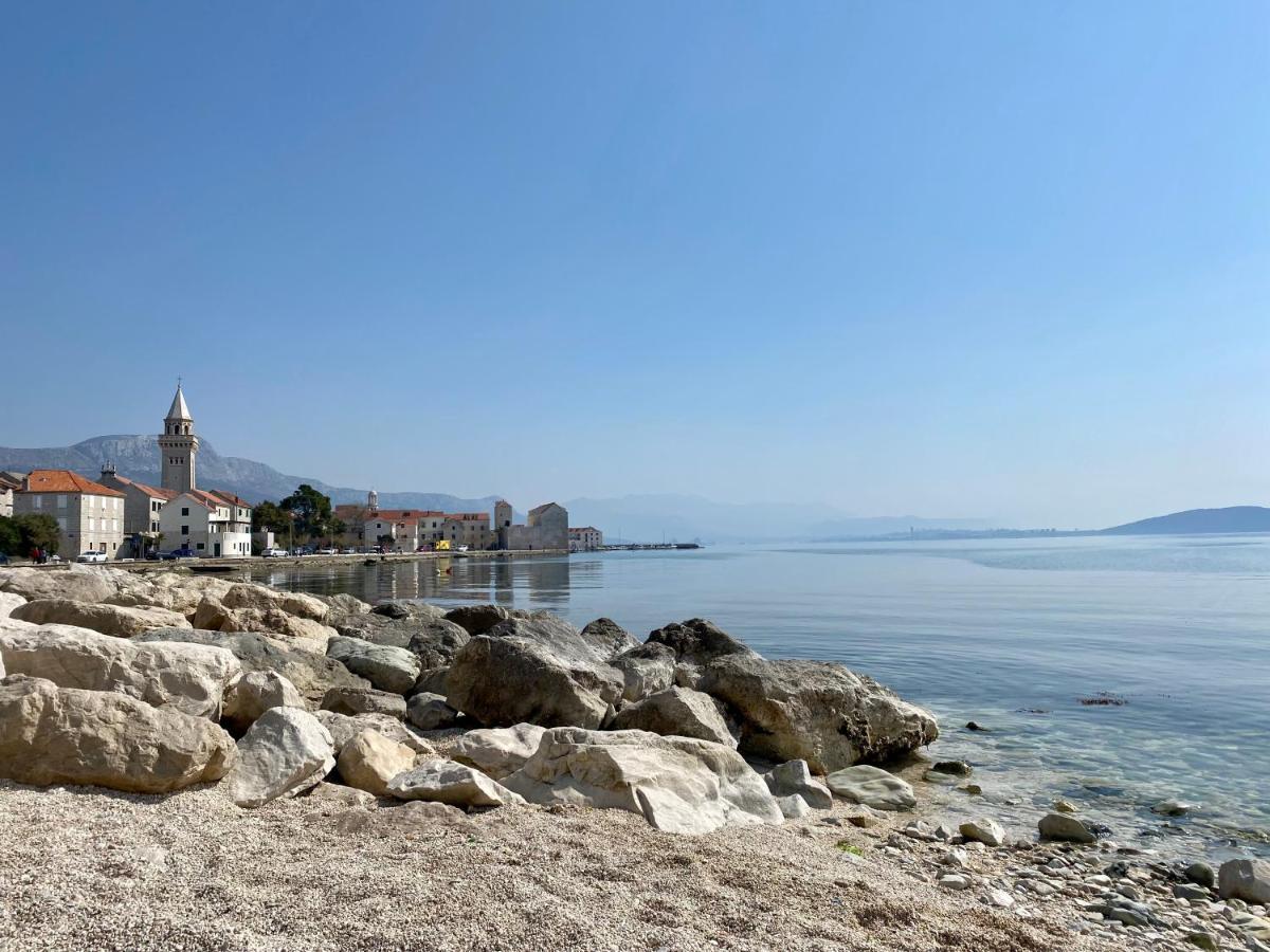 Sunny Apartment By The Beach Kaštel Štafilić Εξωτερικό φωτογραφία