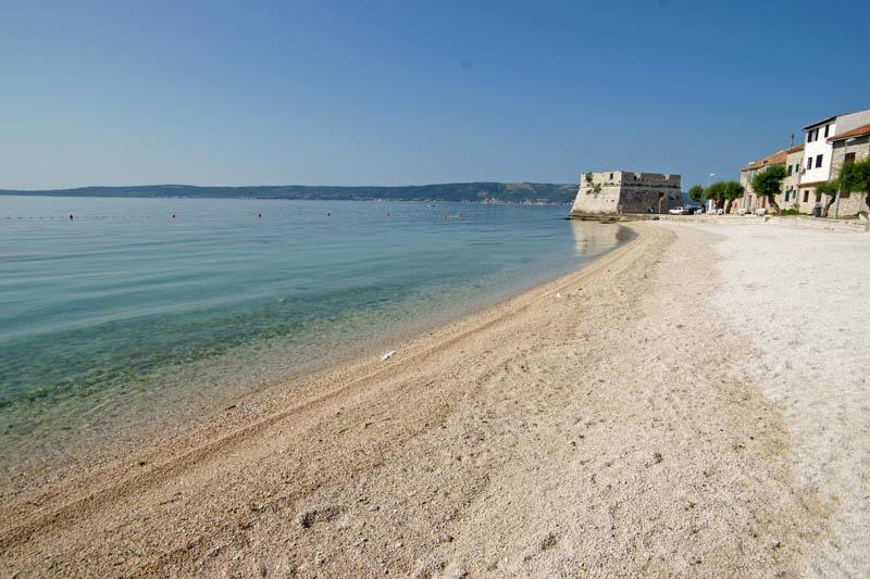 Sunny Apartment By The Beach Kaštel Štafilić Εξωτερικό φωτογραφία